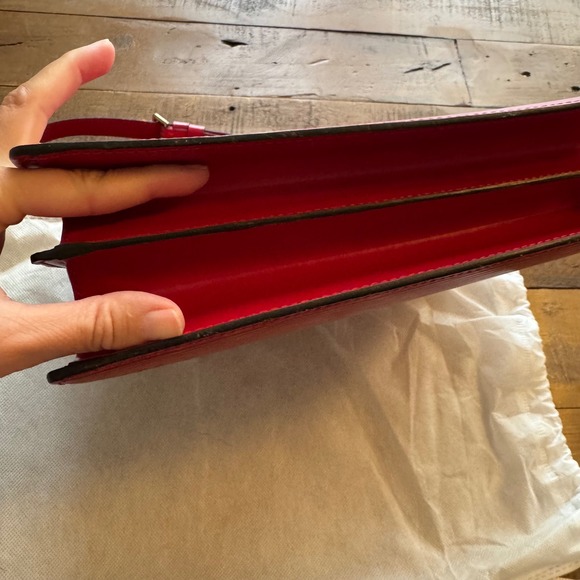 Louis Vuitton Capucines Epi Leather Red Shoulder Bag Crossbody Handbag Purse - Picture 4 of 10